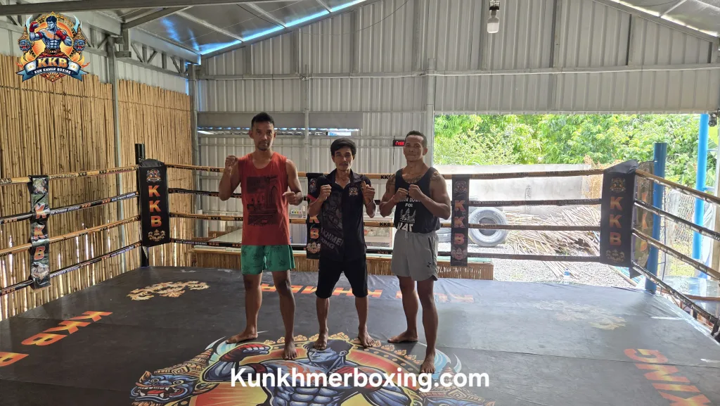 The coaches KKB & Kmeng Wat Kun Khmer Inter-Club Exchange 🥊 | Shared Training, Friendship and Children Support | ការផ្លាស់ប្តូរក្លឹបគុនខ្មែរ និងការគាំទ្រកុមារ | Solidarité 2026